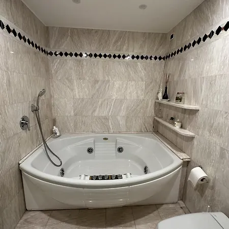 Le Rose Di Emma * Bordighera