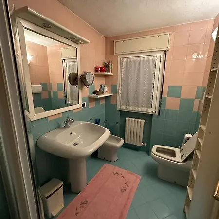 Le Rose Di Emma Bordighera