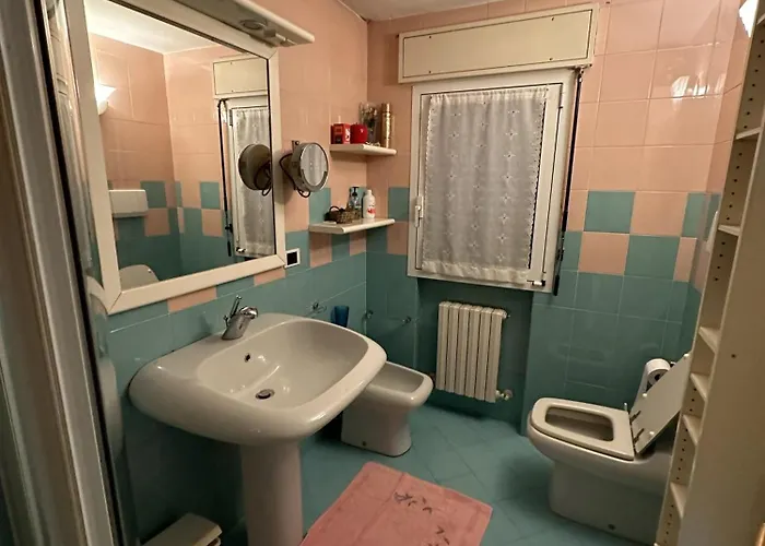 Le Rose Di Emma Bordighera